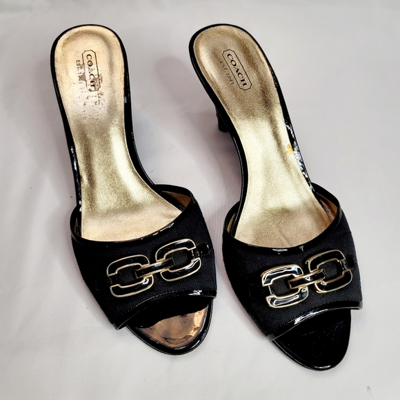 Coach Heels - Picture 4 of 4